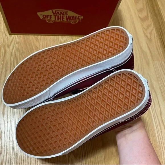 Vans Canvas Port Royale Maroon Ward Sneakers Shoes NEW 9.5 Men’s - Picture 6 of 8